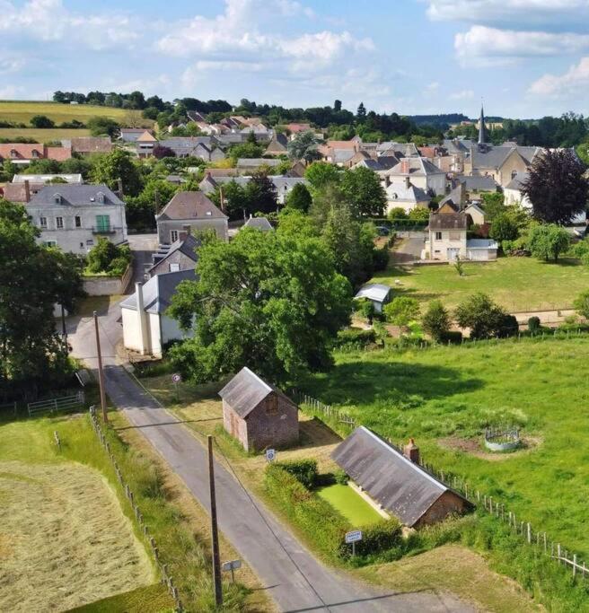 Le Doux Refuge Berceen Au Calme De Sa Campagne Pres Circuit Mans Sud, Grand Lit Avec Berceau Et Possibilite Lit Pliant En Rajout Marigne-Laille المظهر الخارجي الصورة